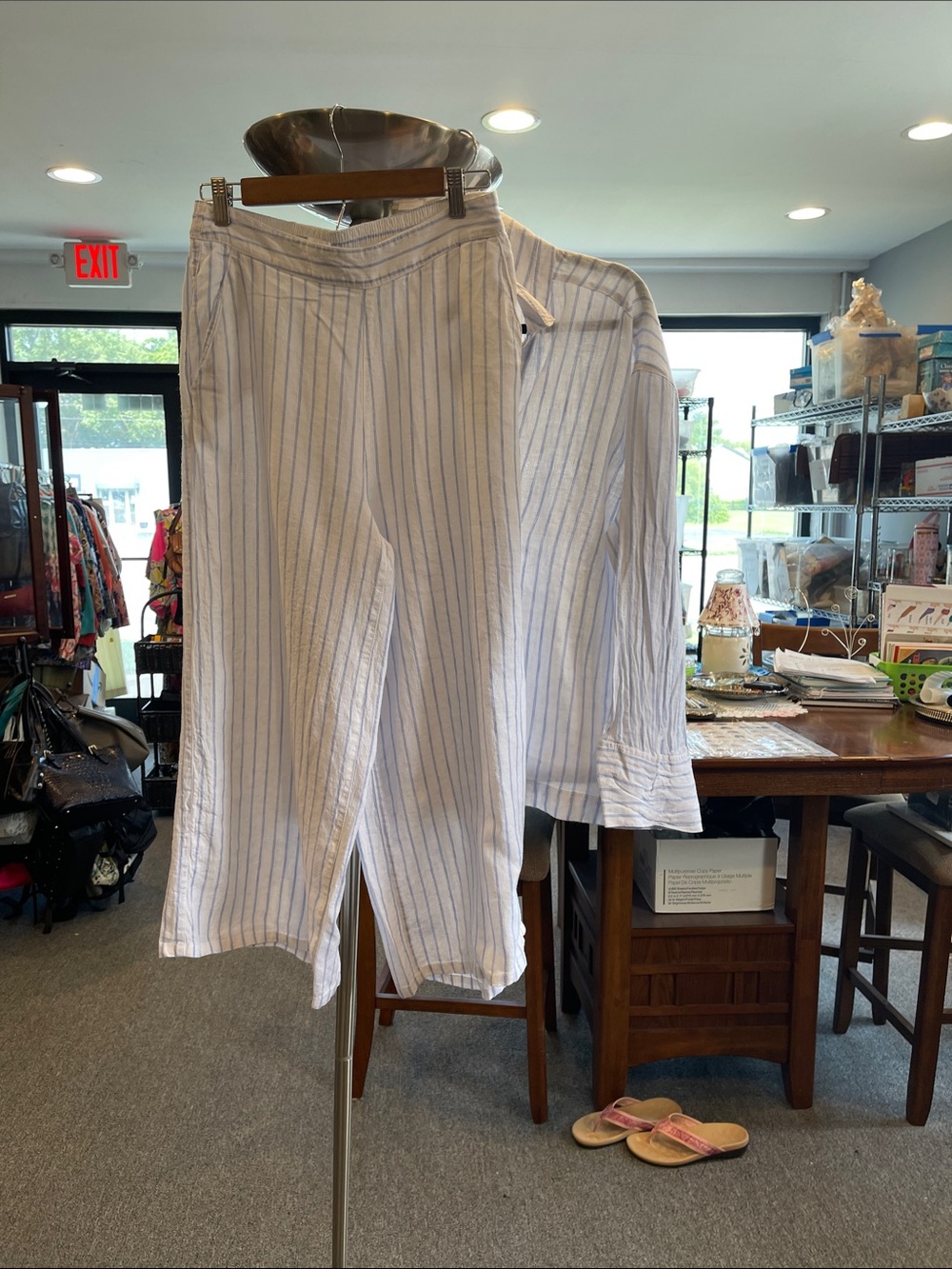 Martha Stewart Blue & White Striped Linen Set top is large Pants are M coastal